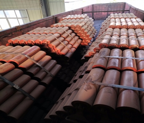 為棗莊客戶(hù)發(fā)托輥一車(chē)